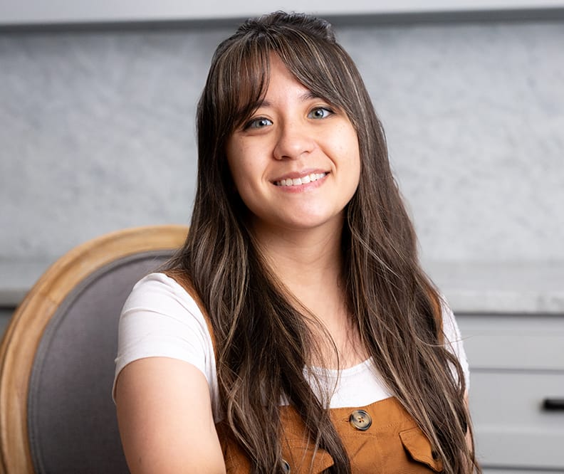 Portrait of team member Marie